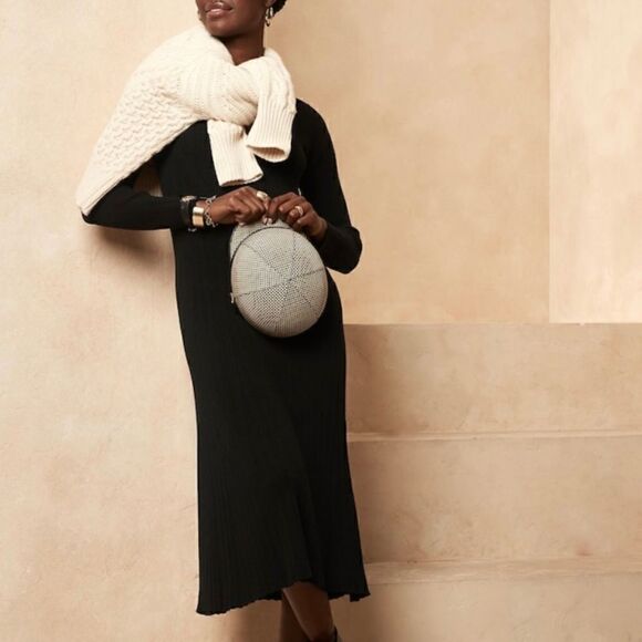 BANANA REPUBLIC Ribbed V-Neck Sweater Dress, Black, Size Small NWT $150 - Picture 1 of 15